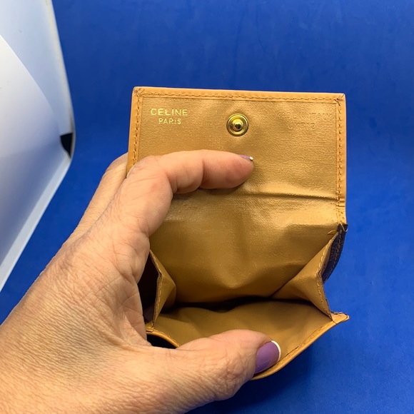 Céline
Macadam Compact In Mustard/Brown Coated Canvas Wallet - Picture 5 of 12